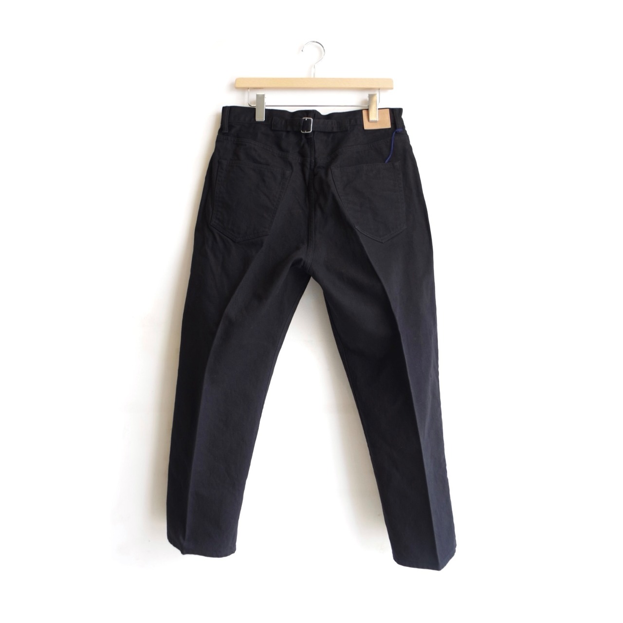 HATSKI　Back Buckle Denim  Black