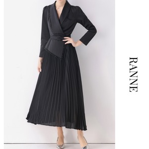 Pleated V-neck Dress　a0144