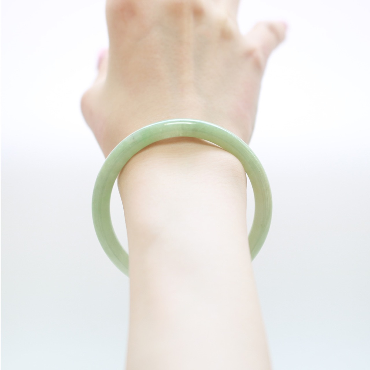 【内径 約58mm】 princess/clear green 翡翠バングル A貨翡翠 jd_bg1238