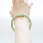 【内径 約58mm】 princess/clear green 翡翠バングル A貨翡翠 jd_bg1238