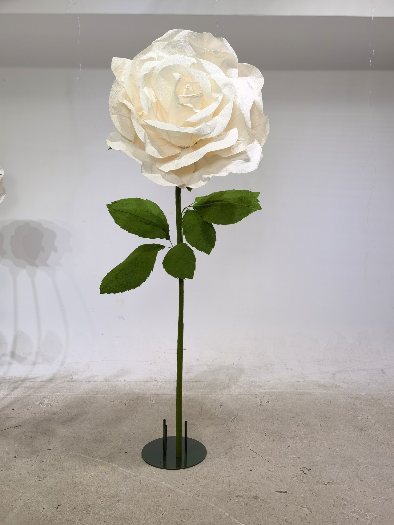 ペーパー ジャイアントフラワー バラ70cm ホワイト