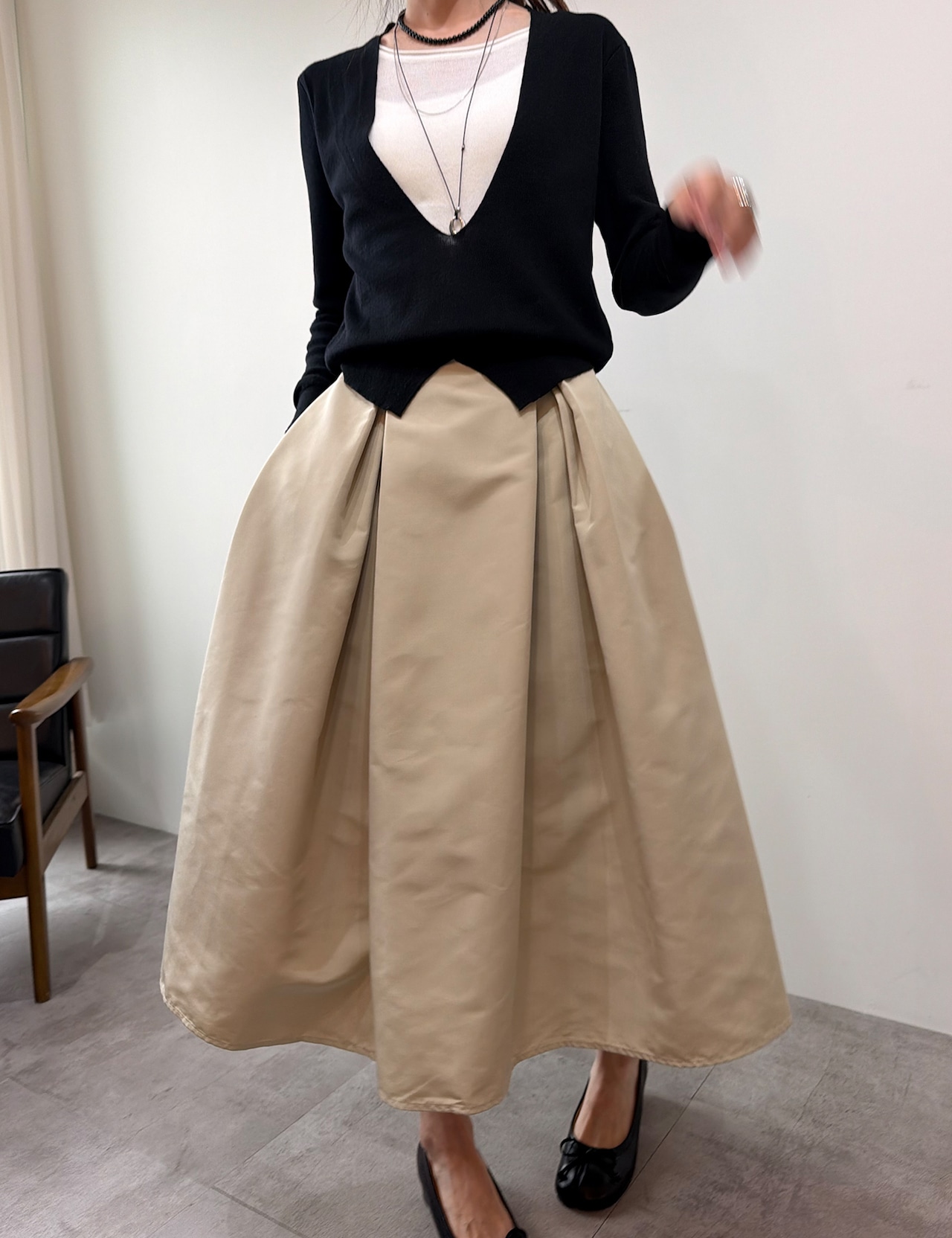 【新作5%OFF・3日間】Deep-Vneck Layered Knit_2colors
