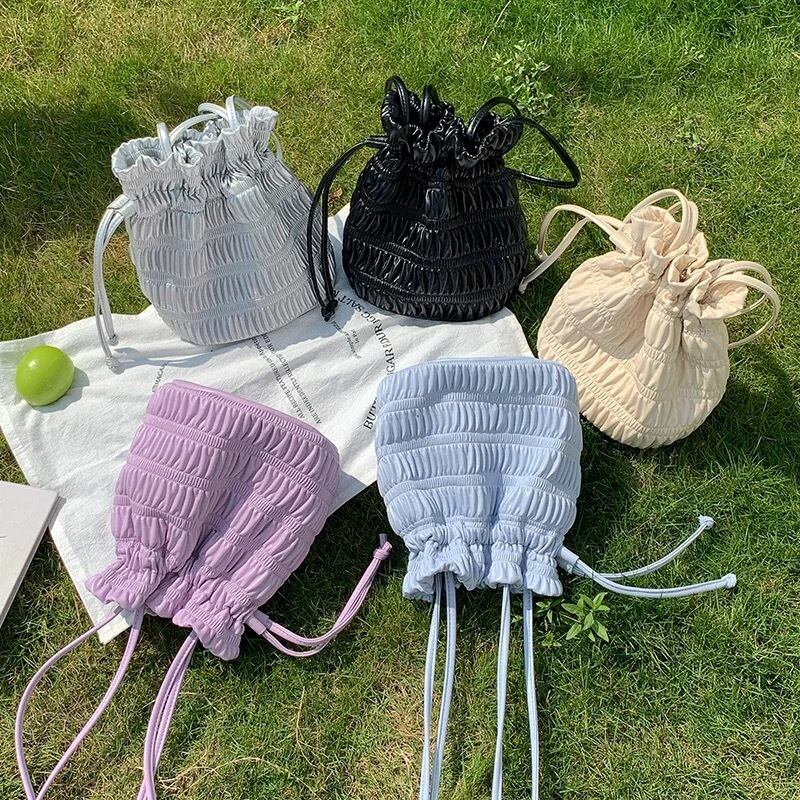 ドローストリングカラーバッグ