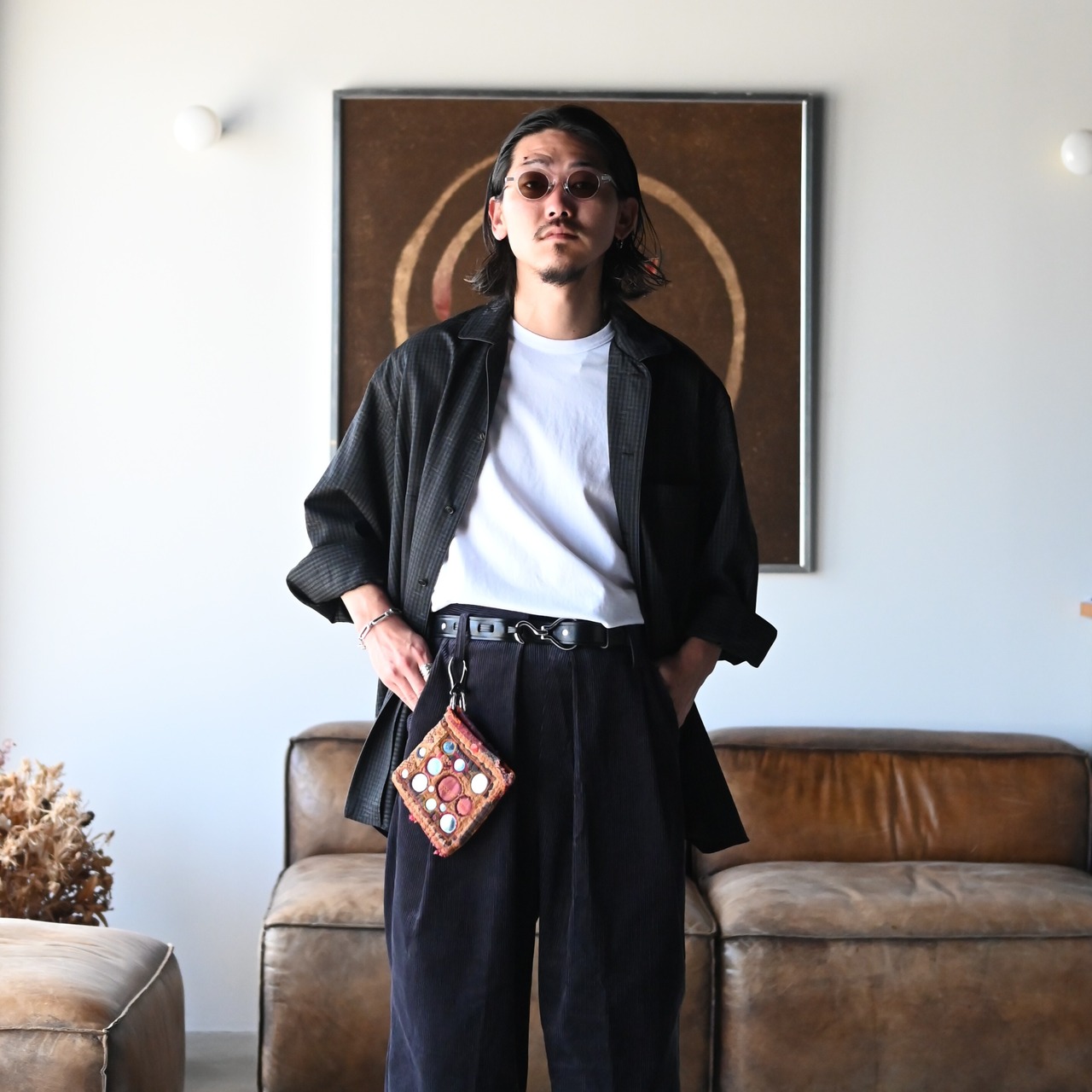 LEH(レー)コーデュロイラップワイドスラックスコーディネート
