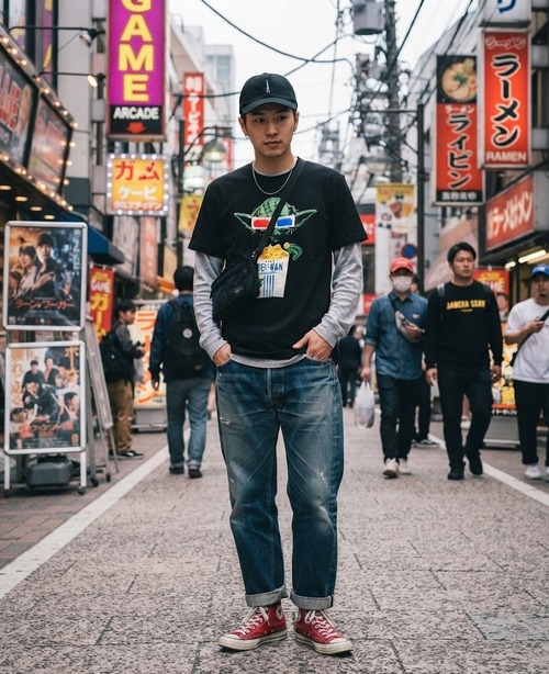 ポップコーンヨーダTシャツ / ブラック