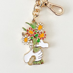 ピカソ　キーホルダー　花束を持つ手（ブーケ）モチーフ