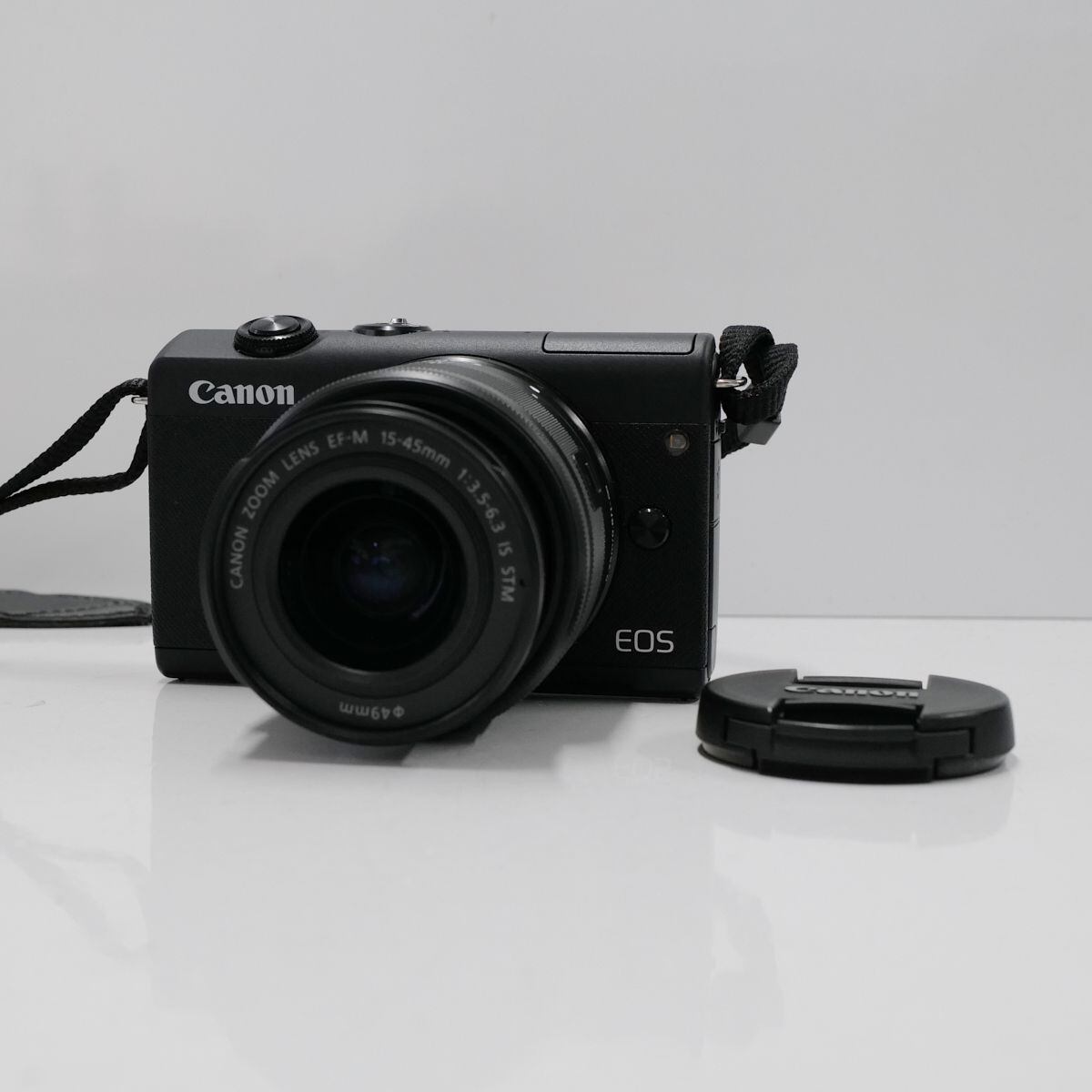 Canon EOS M200 + EF-M15-45mm F3.5-6.3 IS STM USED超美品 標準ズーム