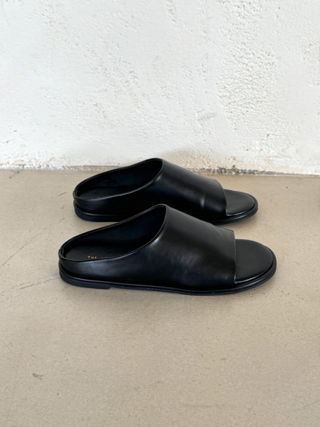 Wide Upper Flat Sandals