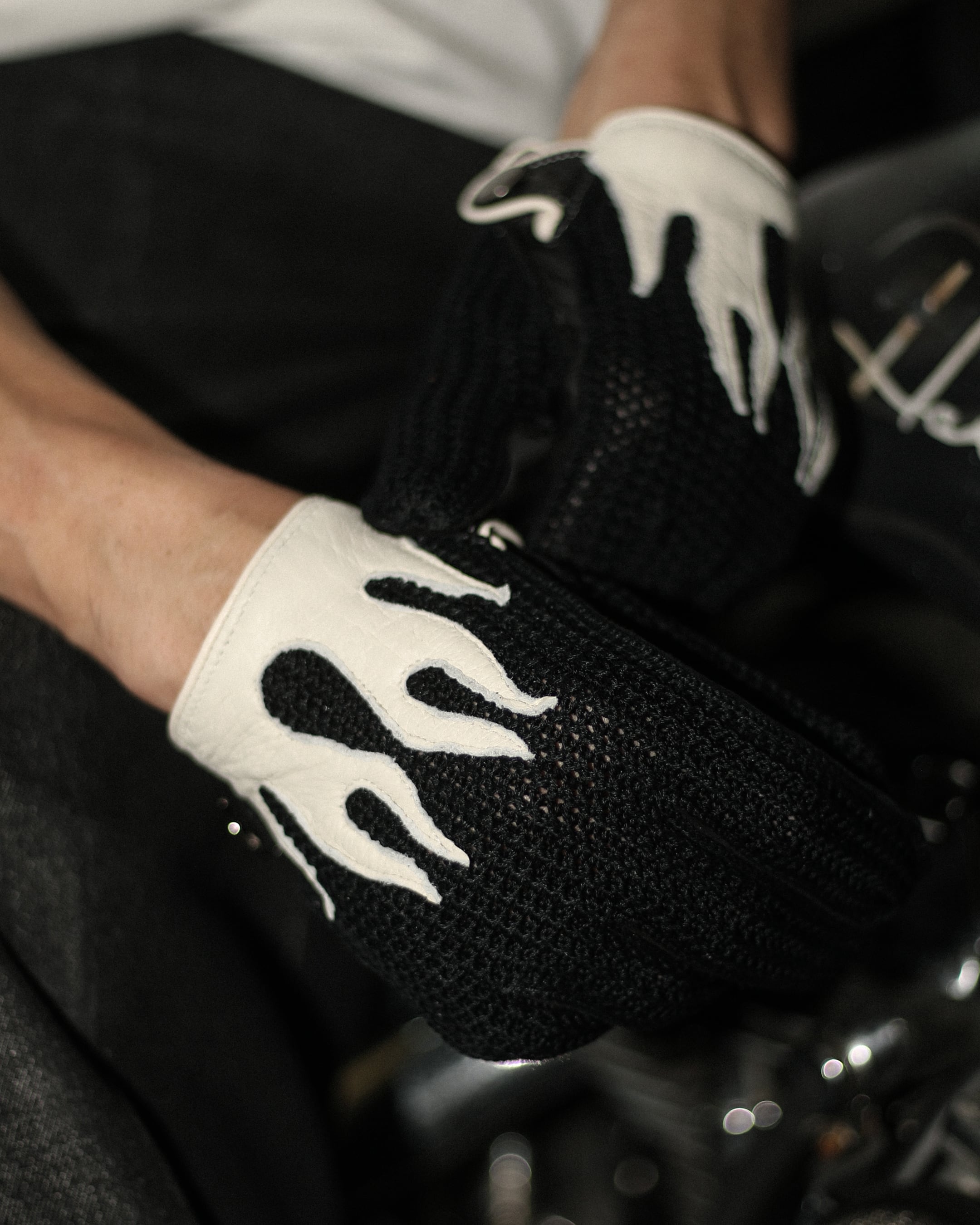 冬用バイクグローブ　Mサイズ BARYFROMTHENORM 冬用バイクグローブ Mサイズ BARYFROMTHENORM GLOVES | BARYFROMTHENORM