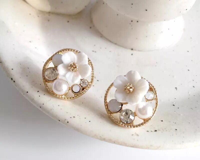 ラジカルピアス/イヤリング