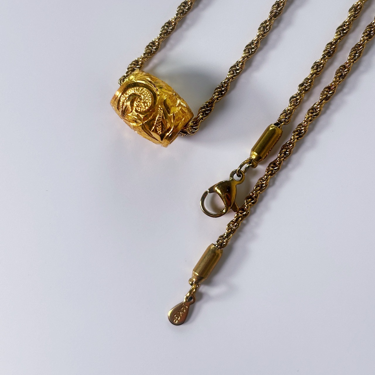 Classic Barrel Necklace -gold-
