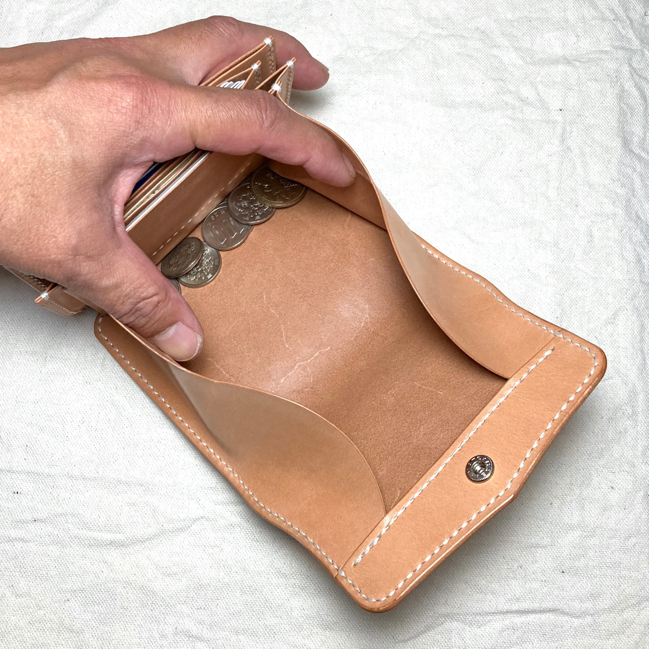 栃木レザー ギャルソンウォレット 本革 コンパクト財布 ミドル