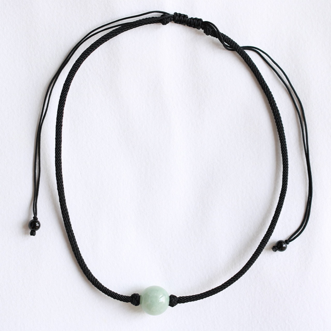 良質な大粒翡翠をシンプルカジュアルに！ 紐ネックレス 淡緑 A貨翡翠 jd_ne1124