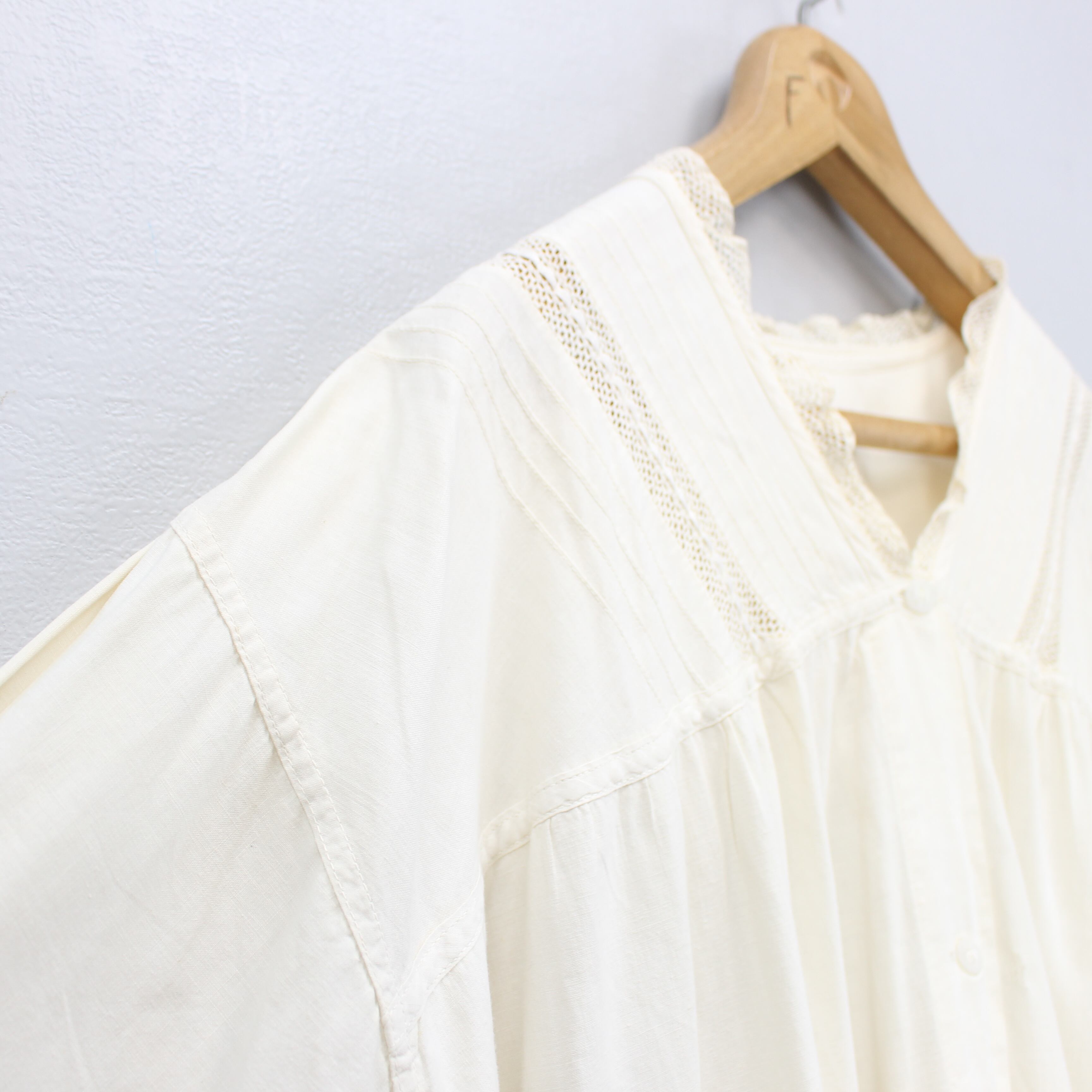 SPECIAL ITEM* 50's~60's EU VINTAGE LACE SMOCKING DESIGN ONE PIECE