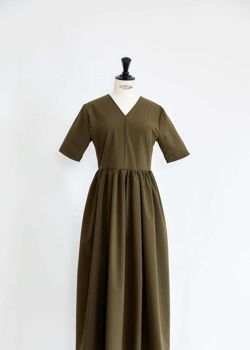 値下】鈴木六夏the9shopEVERYDAY DRESS maxi カーキS