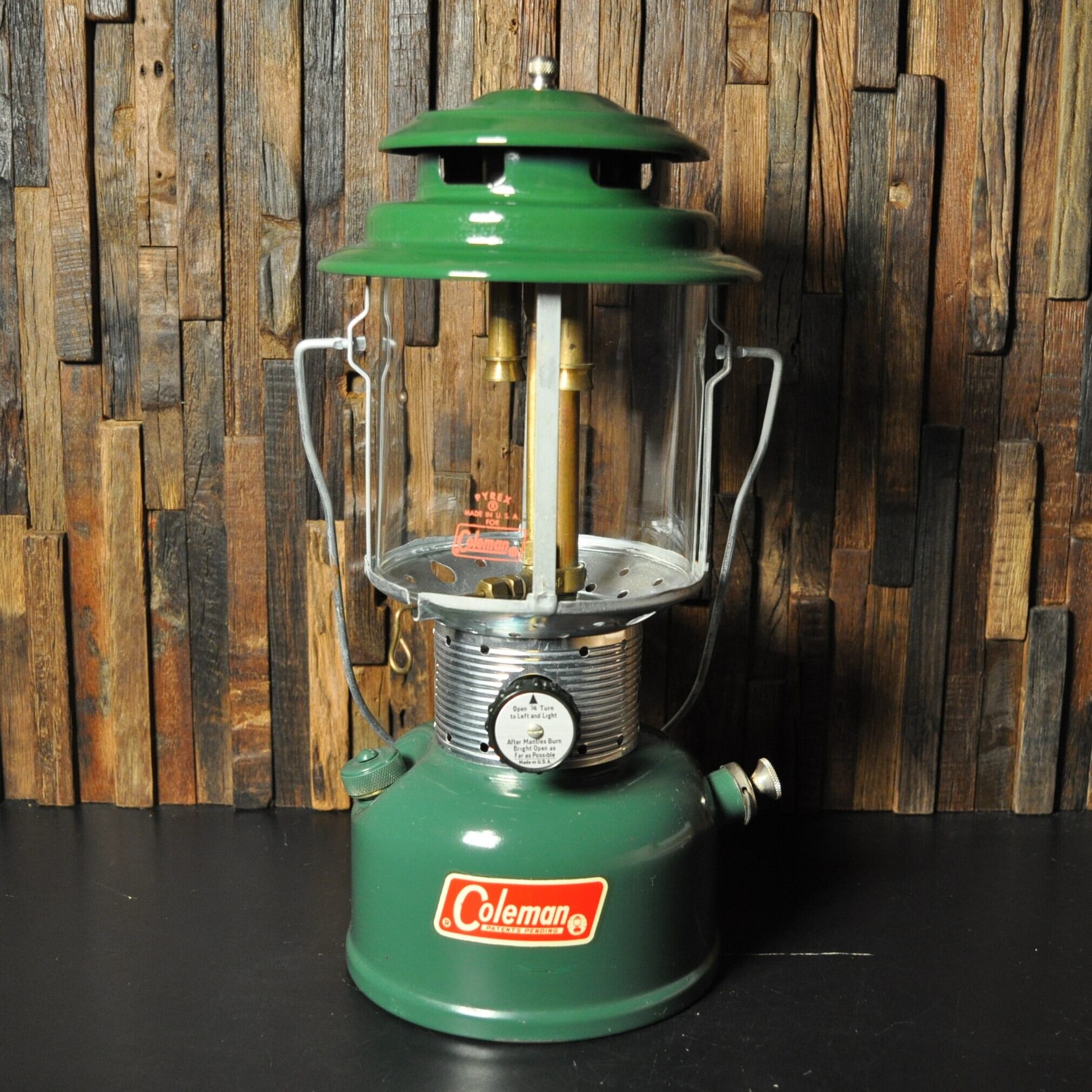 クーポン利用で1000円OFF デッドストック【未使用品 】コールマン 220F