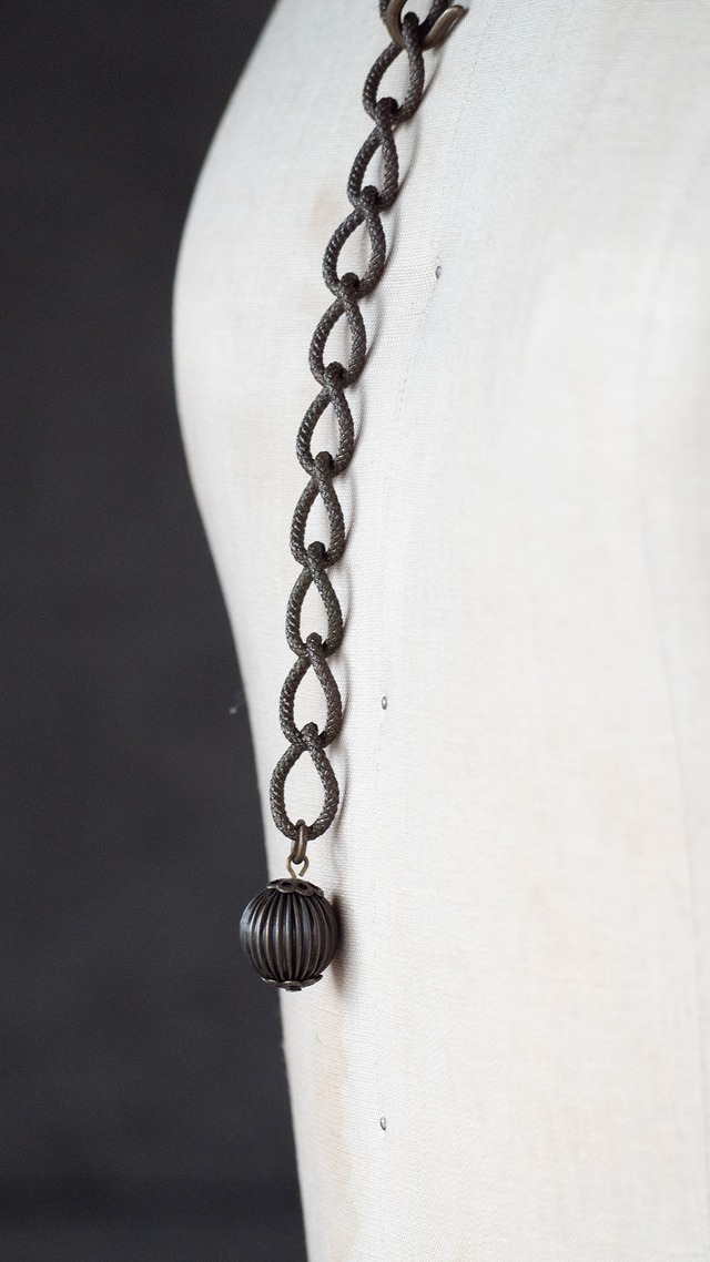 unknown used Flower ball and hook chain
