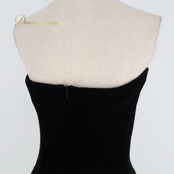 フラダンス 衣装 ワンピース ドレス u'ino! ブラック系 グリーン系 ハワイ製 ベロア チューブトップ 異素材 かわいい 華やか 鮮やか 高級感 光沢 上品 きれい 黒 緑 ハワイアン アロハ ハワイアンプリント フラ ダンス レッスン 練習 おしゃれ