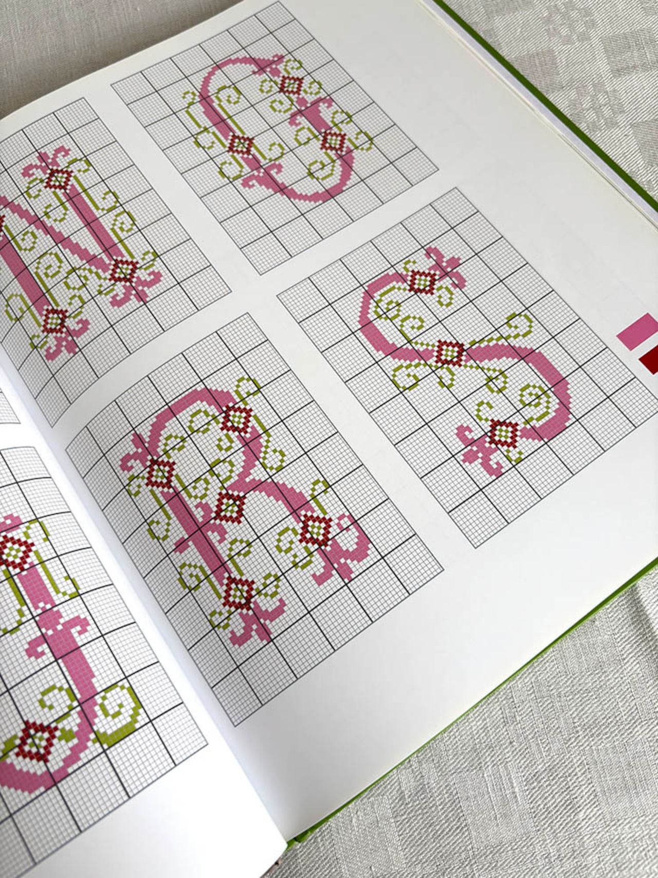 フランス古本　パッチワーク　刺繍　ABC　クロスステッチ　手芸本　12psea9-2　