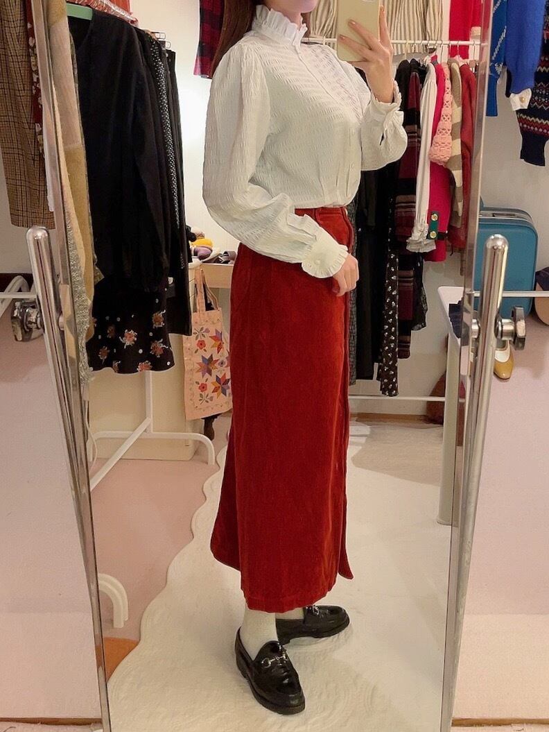 ATSUKI ONISHI / gold bear button red long skirt