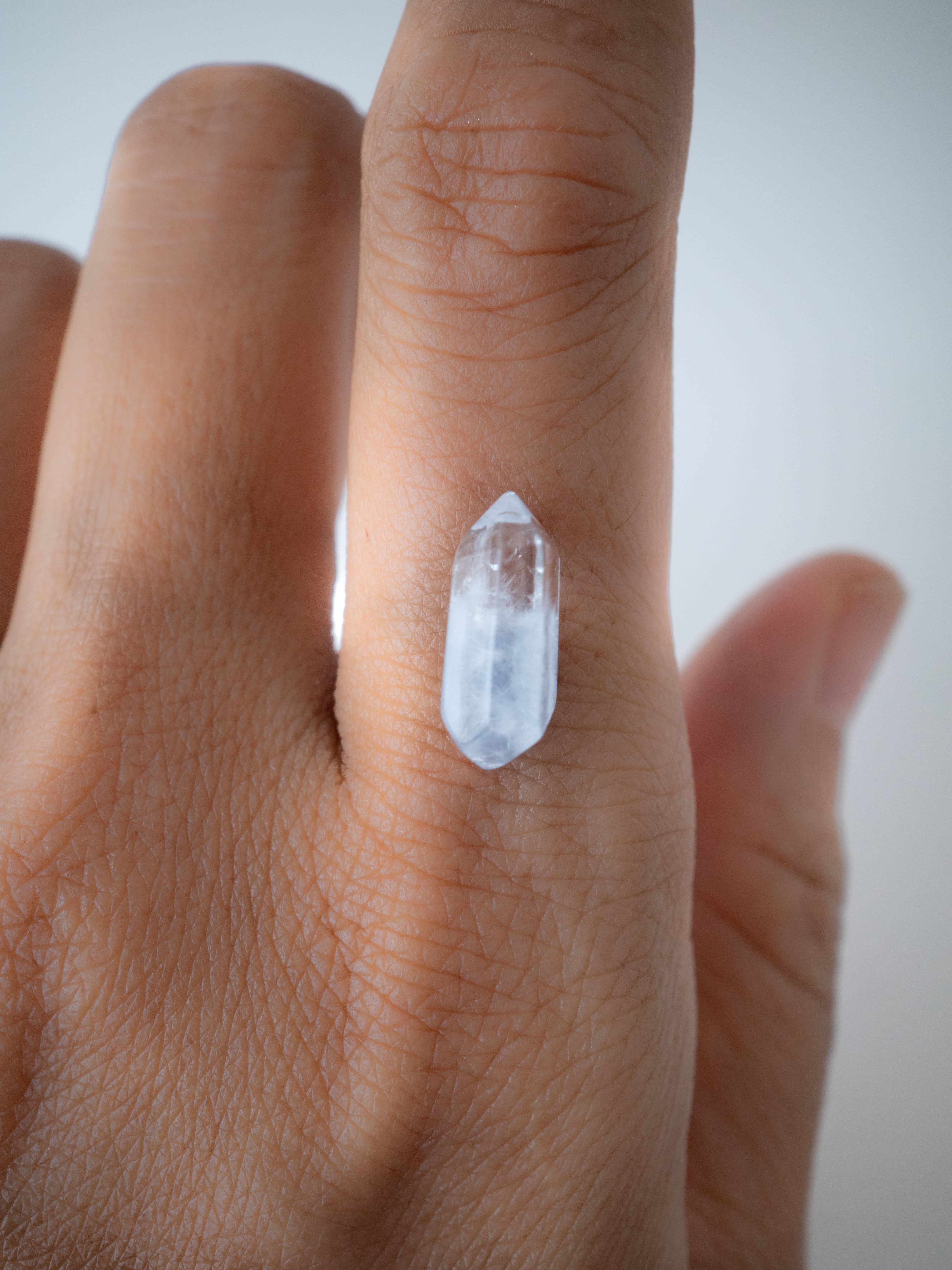 デュモルチェライトインクォーツ01 デュモルチェライトインクォーツ – NUDGE jewelry