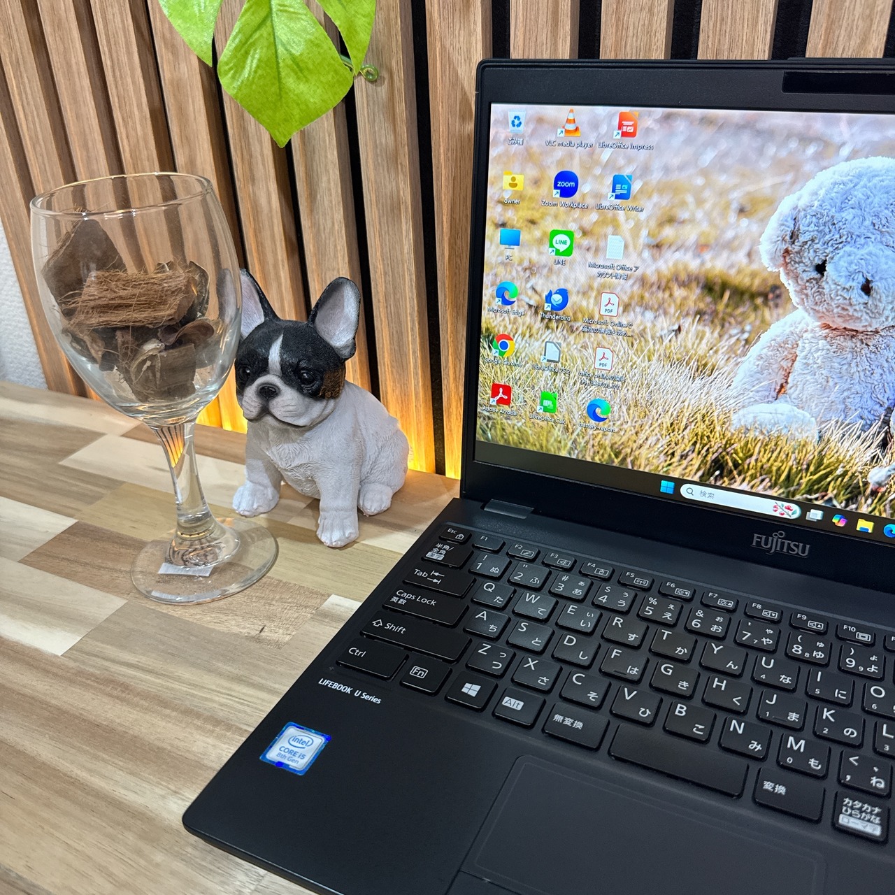 \ 公式ショップ限定価格❣️/ 《超軽量》富士通 LIFEBOOK U939/B 13.3インチ メモリ8GB SSD256GB 第8世代 FHD ノートパソコン 安心サポート&3ヶ月保証付き