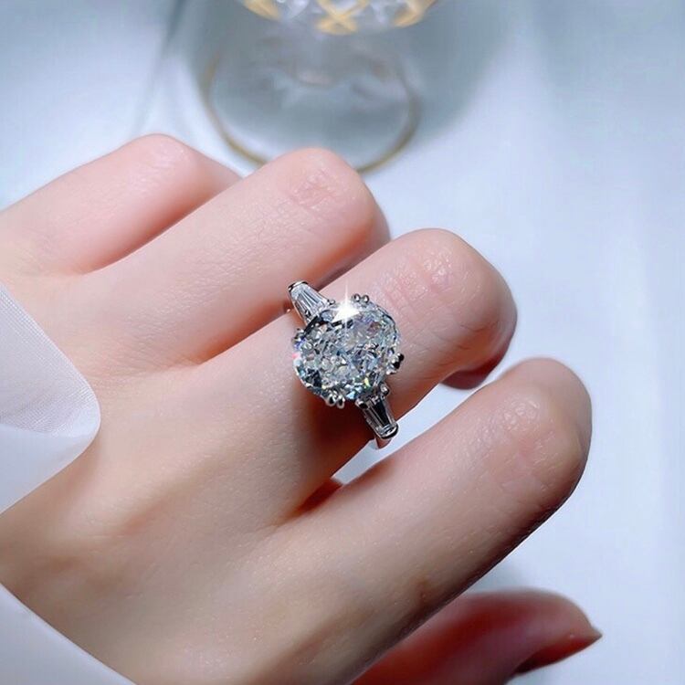 キラッキラ 高炭素 ダイヤモンド 大粒 オーバル 一粒 ネックレス ゴールド キラッキラ 高炭素 ダイヤモンド 大粒 オーバル 一粒 ネックレス ゴールド