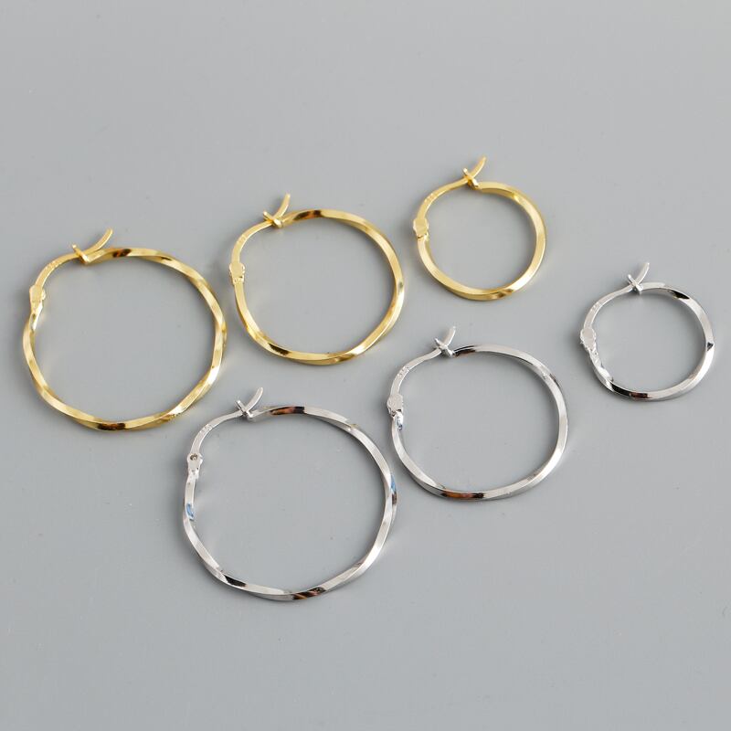 【ツイストフープピアス16mm】シルバー ピアス SV925 ピアス ツイスト シンプル 上品 韓国 ファッション 人気 両耳用 16mm