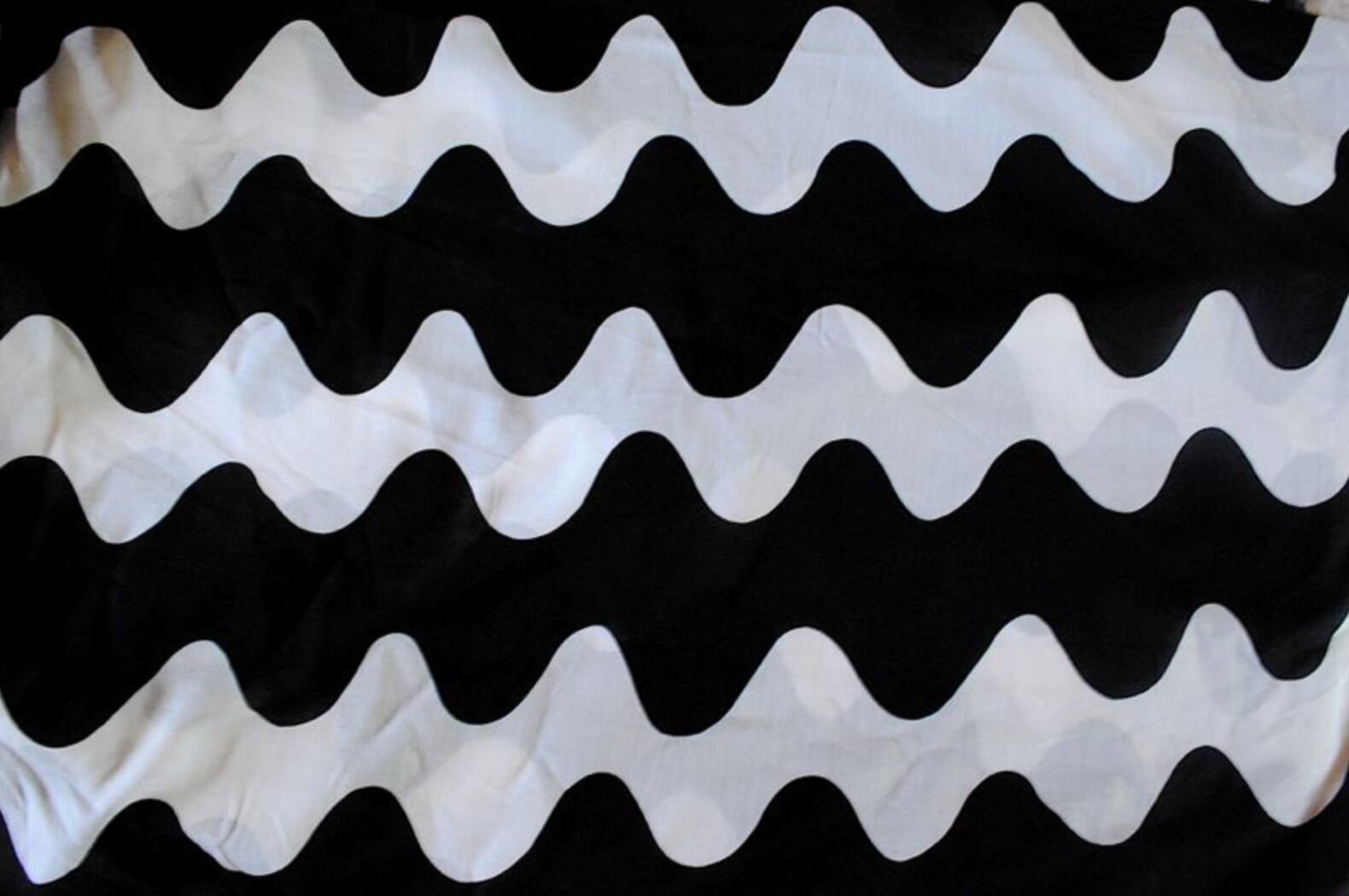 marimekko fabric for product PIKKU LOKKI 50cm マリメッコ プロダクト用 薄手生地 ピックロッキ