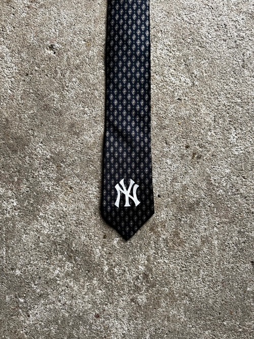 GOTHAM Play Tie (004)