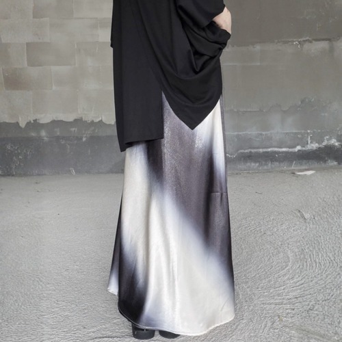 Gradient flow flare skirt C1571
