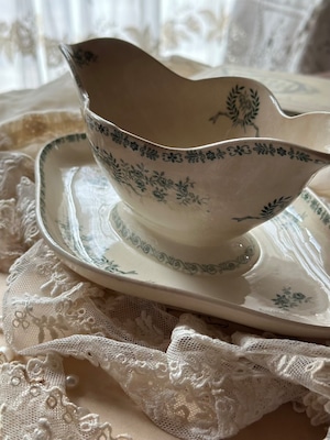 ソーシエール 草花ガーランド柄