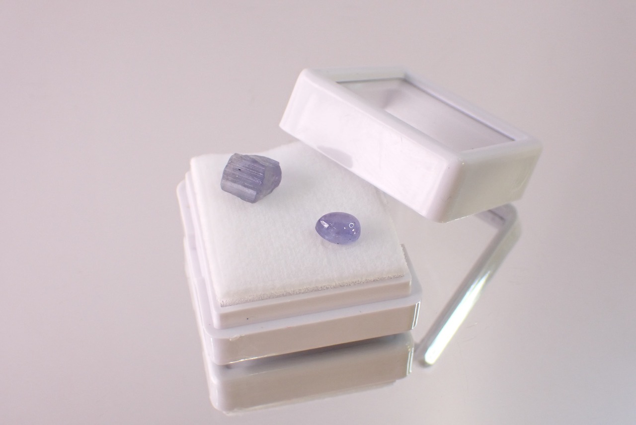 【原石セット】タンザナイト　0.76ct/2.43ct　[D3-374]