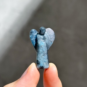 トロレアイトインクォーツ (トロール石) ミニミニエンジェル61◇Trolleite In Quartz ◇天然石・鉱物・パワーストーン