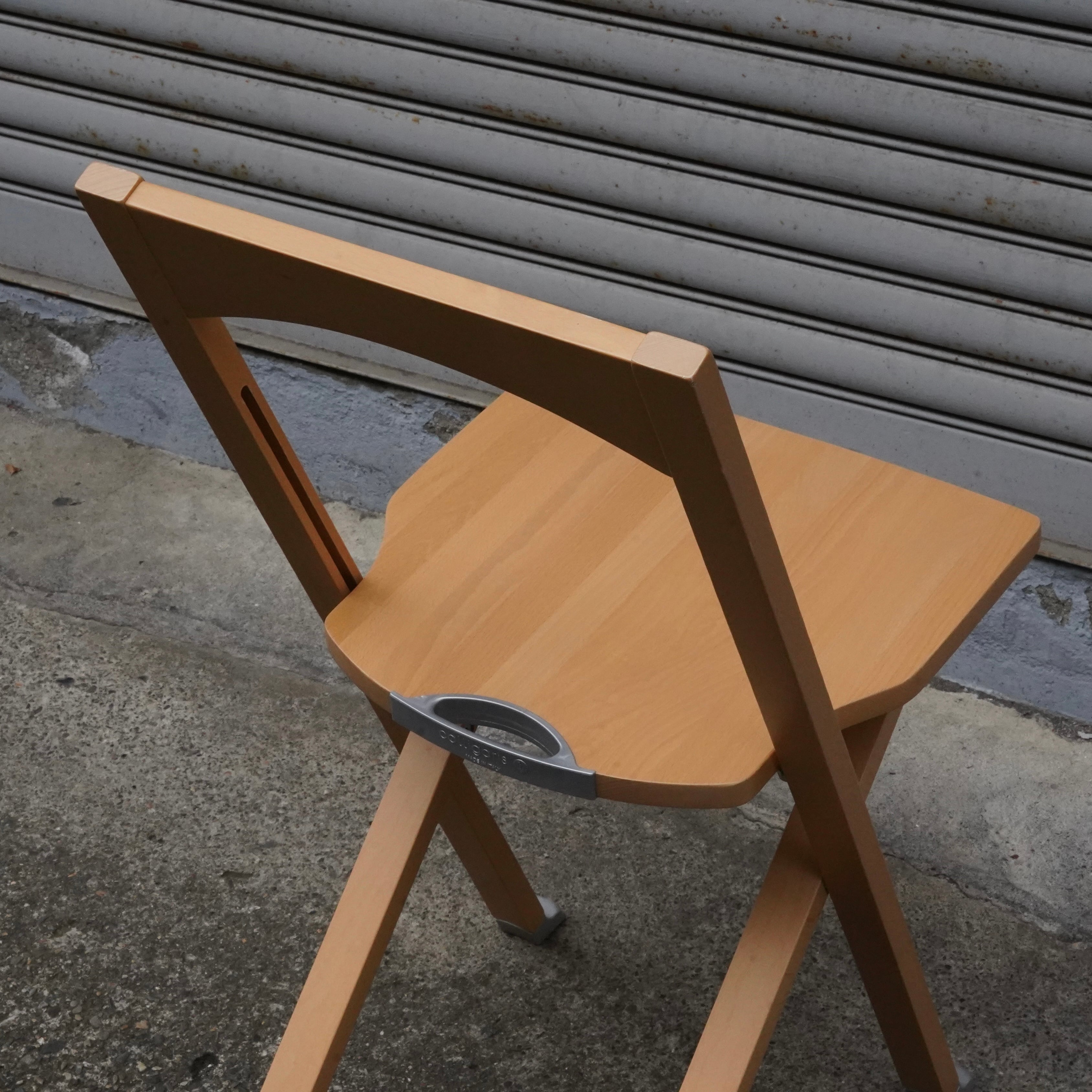 Calligaris OLIVIA 伸長式チェア | トリノス-torinoth- | 新宿区神楽坂