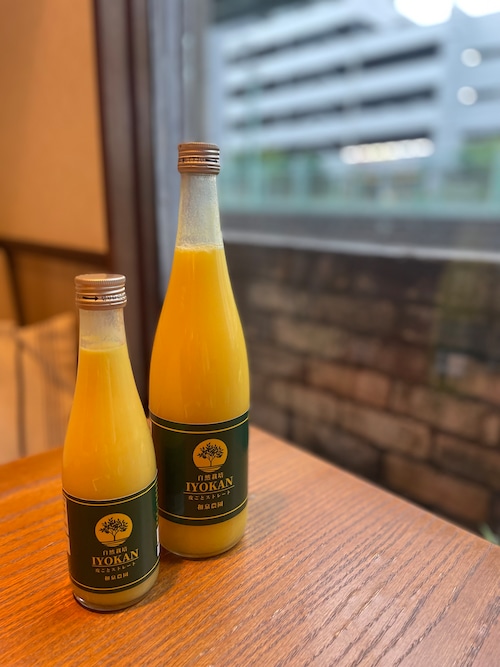 皮ごとストレート“大人の”伊予柑ジュース 720ml ✖️1本