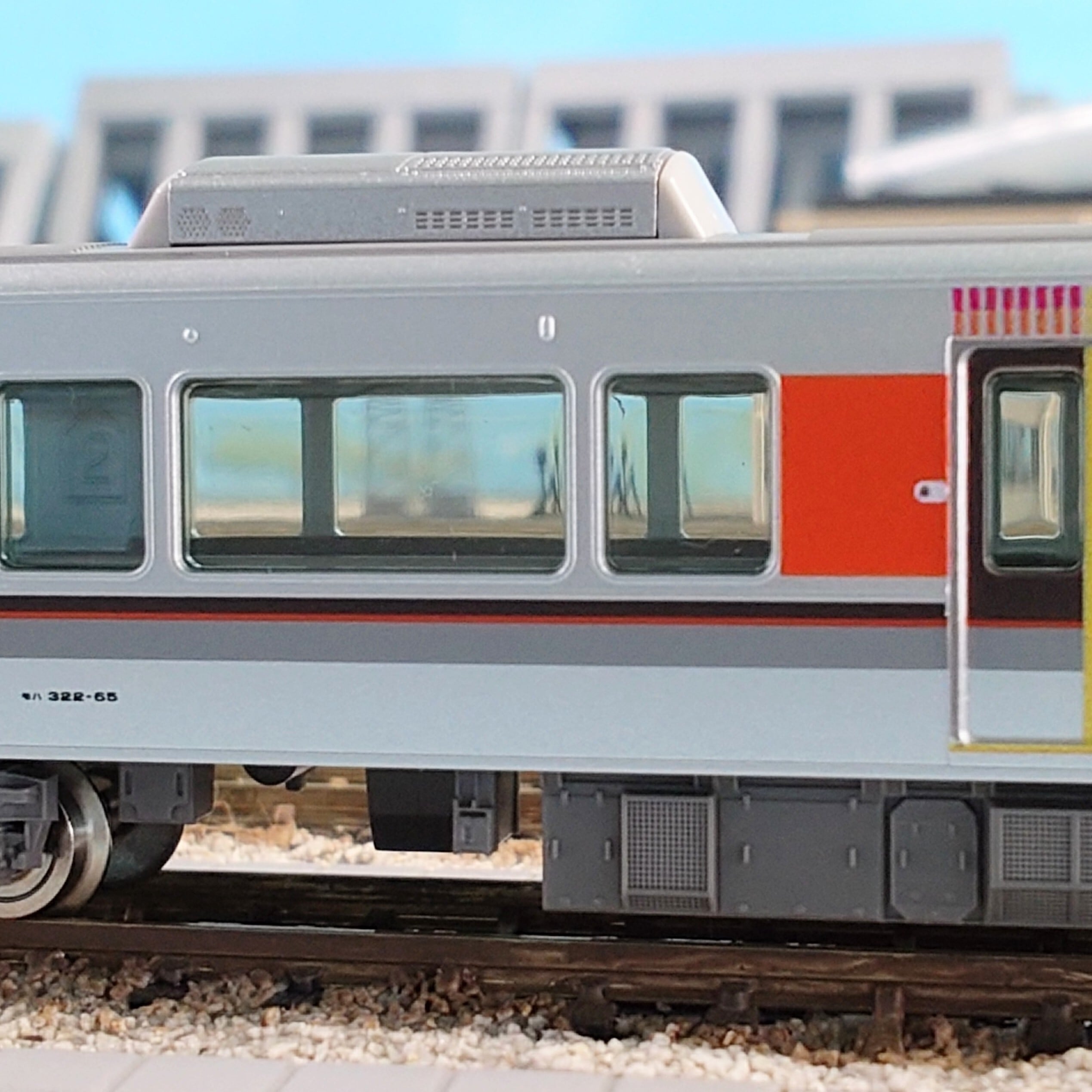 TOMIX 323系（JR WEST Parade Train）」用床下機器8両分 | Railroad