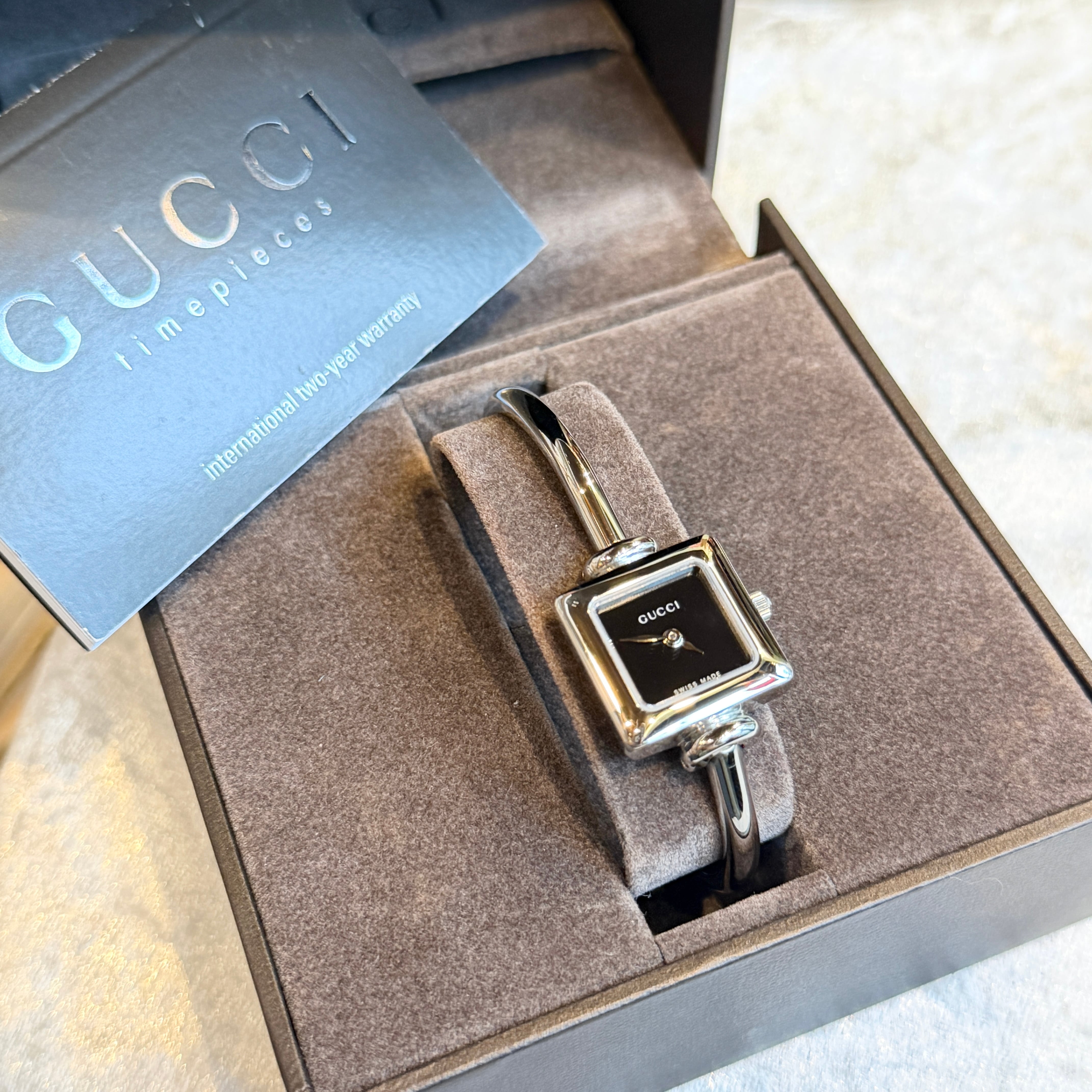 GUCCI 1900L bangle watch | CHIMI VINTAGE