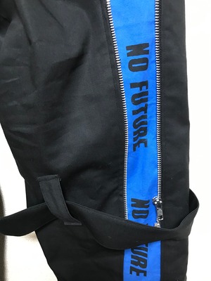 UNFINISHEDボンテージパンツブルー