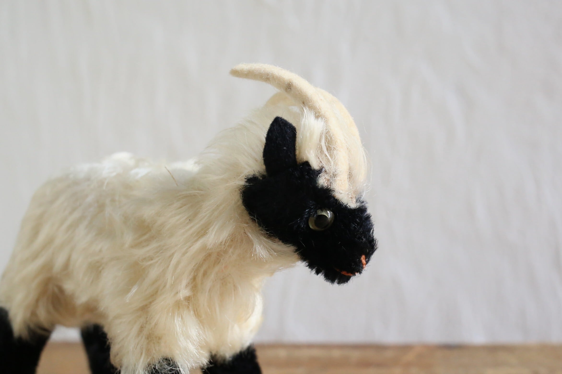 ドイツ ヴィンテージ Steiff シュタイフ 『Snucki』 山羊 12cm