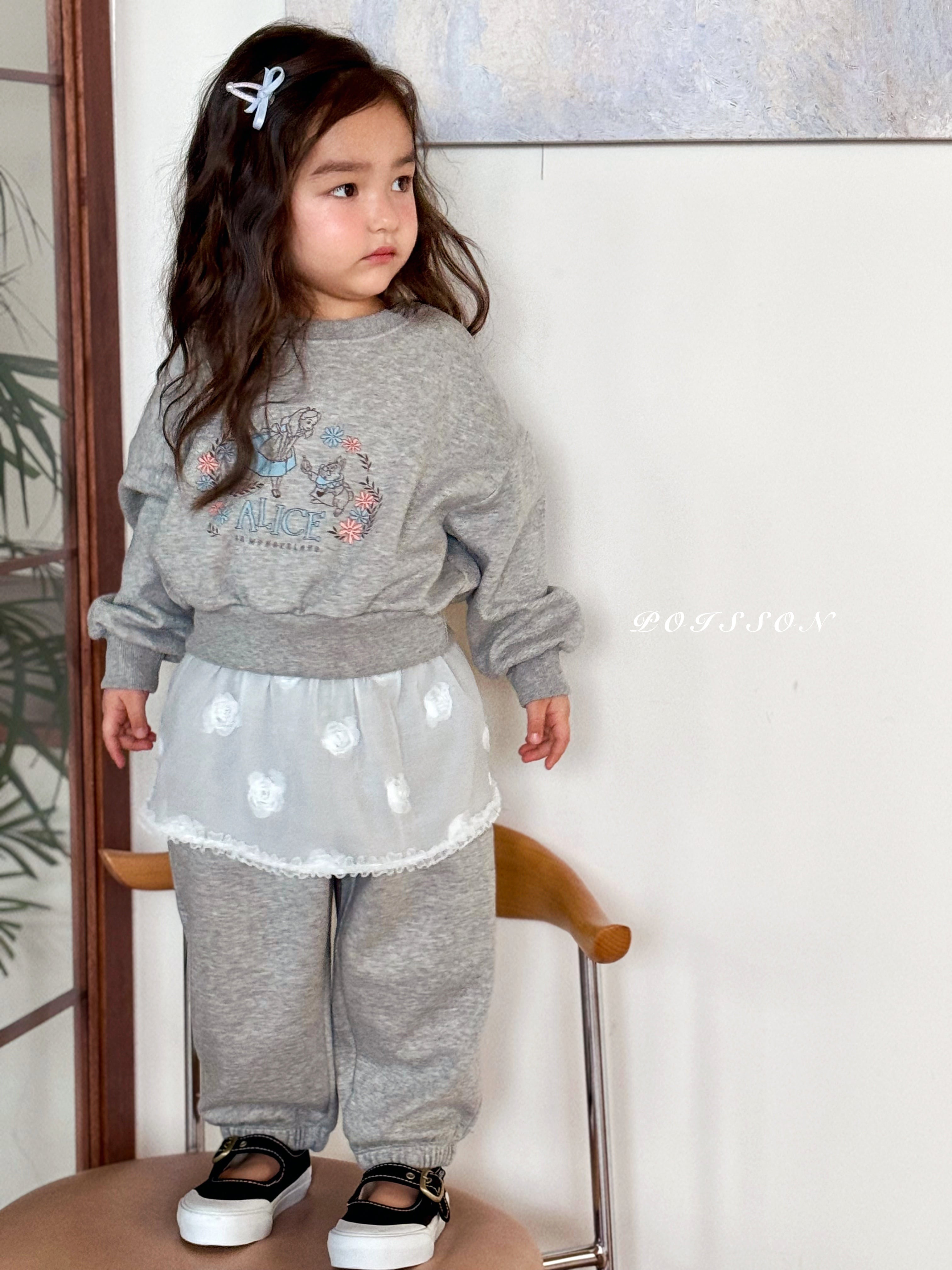 予約»«ジュニアサイズあり»«poisson» アリスセットアップ 2colors