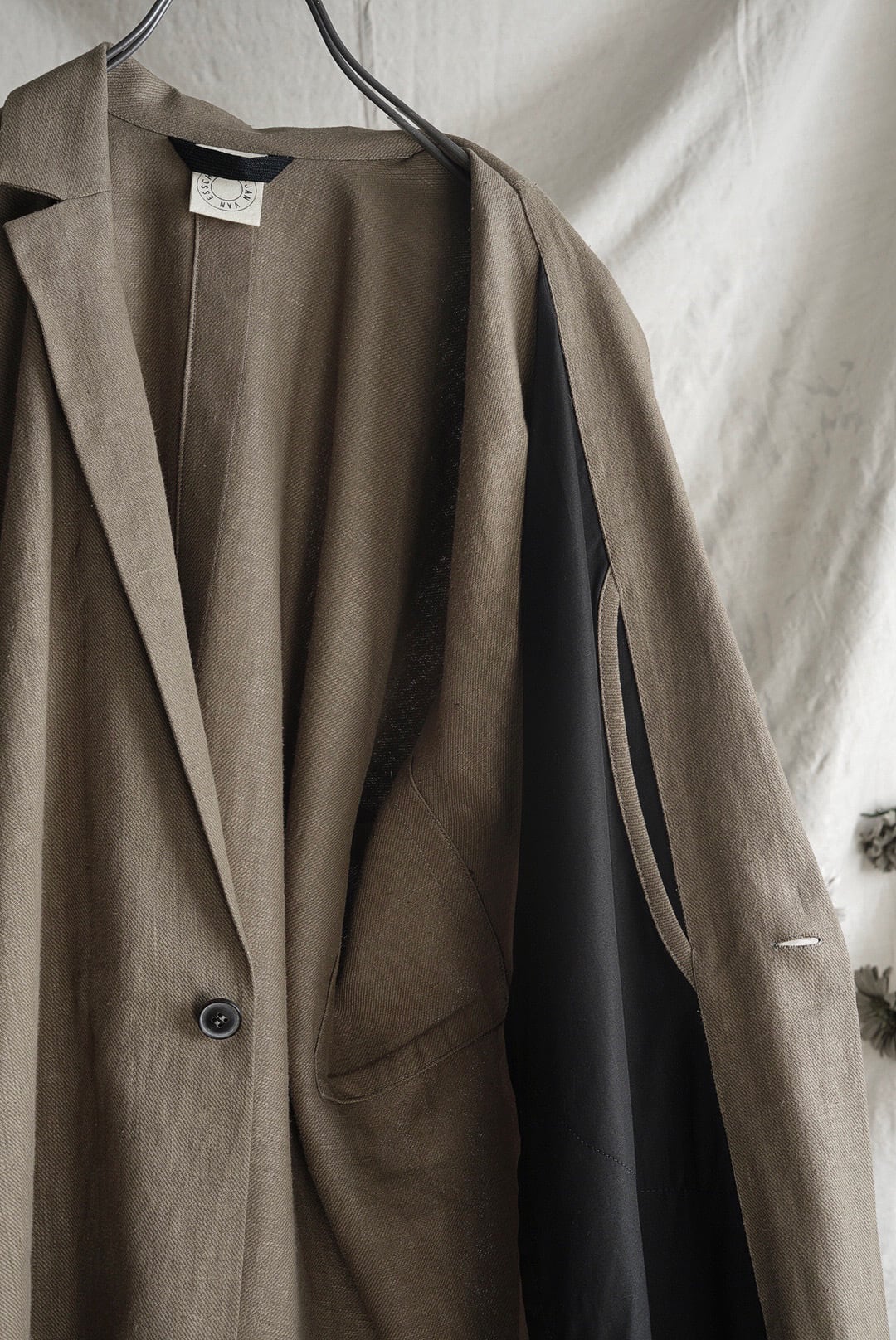 JAN JAN VAN ESSCHE - JACKET#50 | Brownie