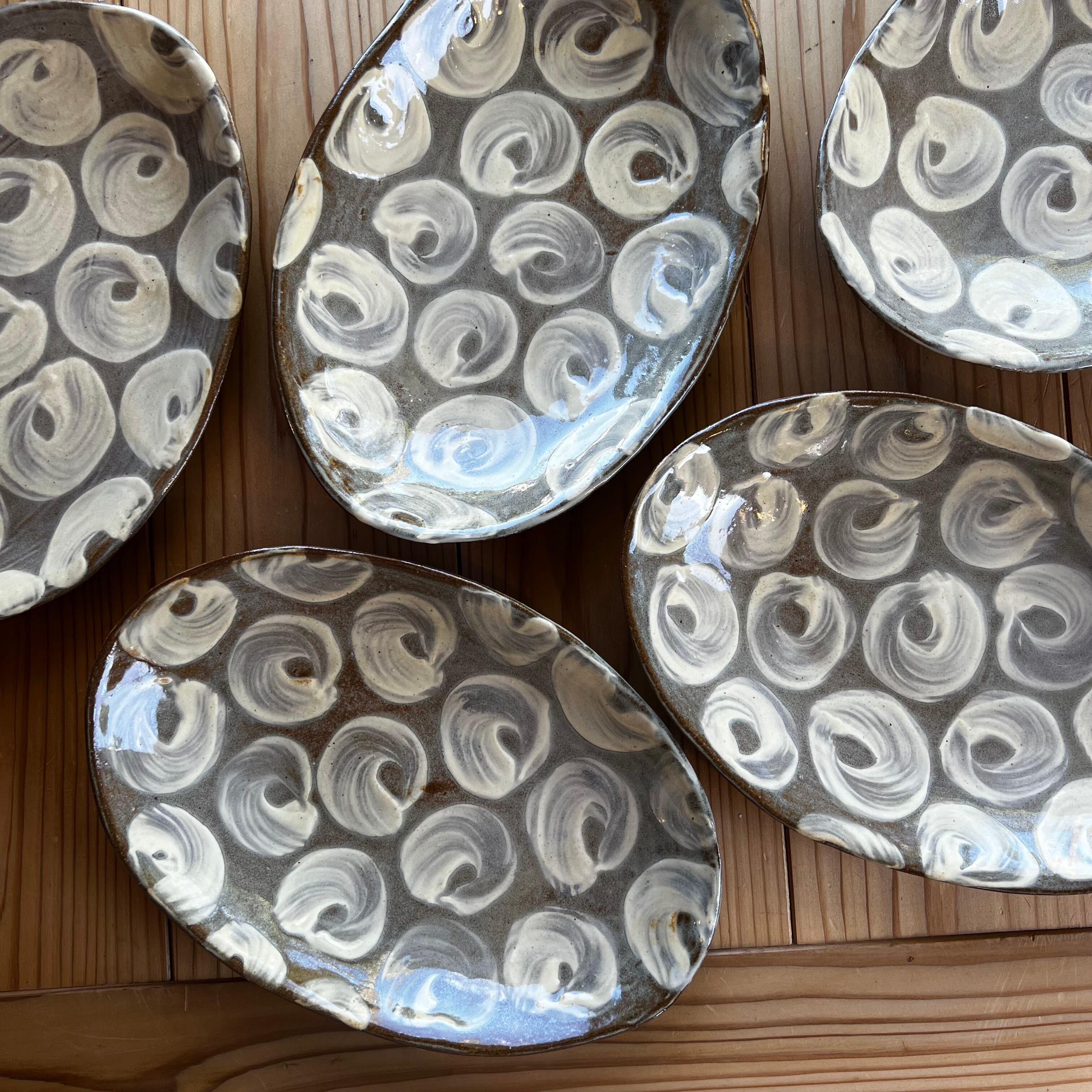 くるみ型楕円皿＊まるまる＊ツヤ | 翁明窯元