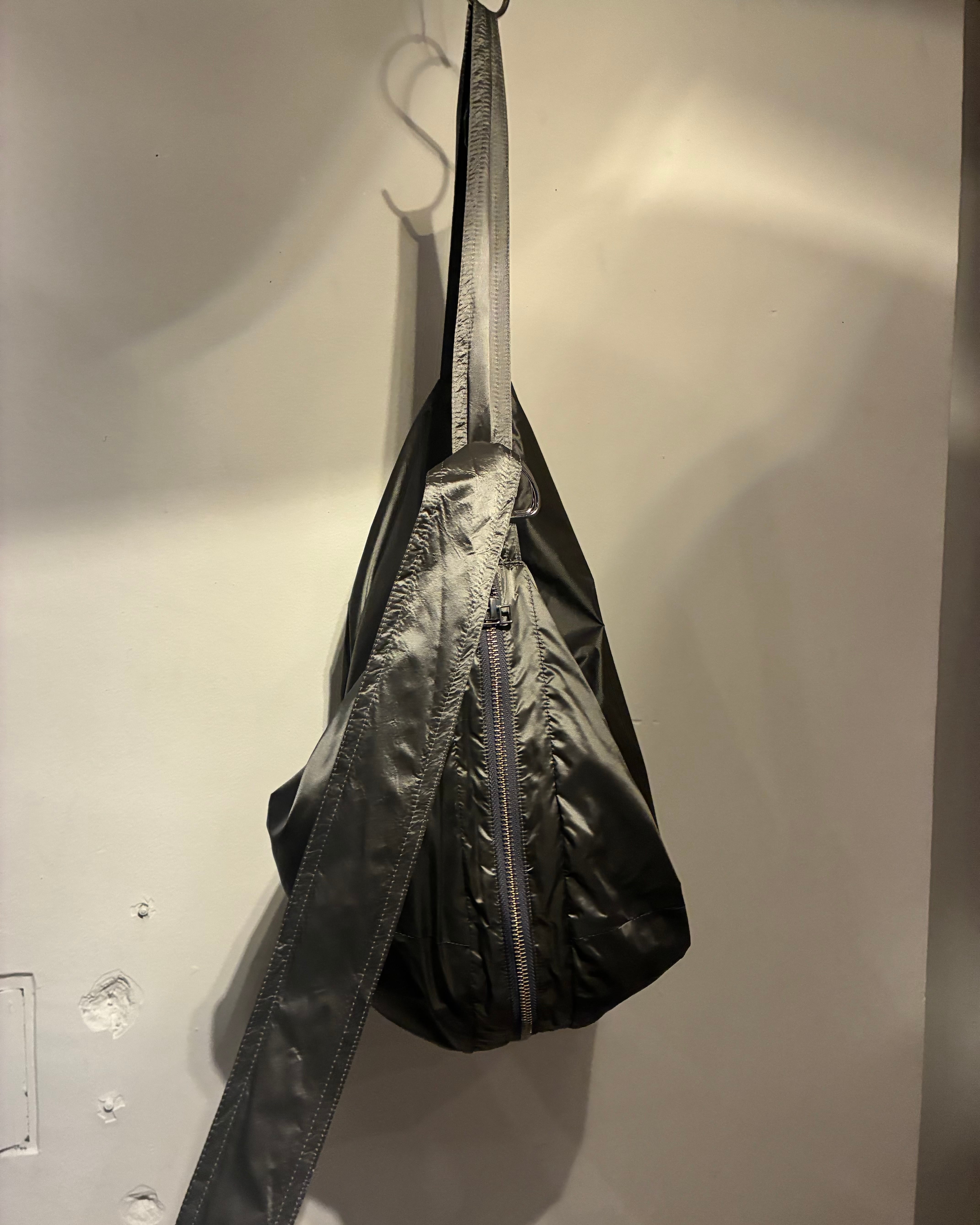 RL 【COMPACT HALFMOON BAG LIMONTA -silver-】