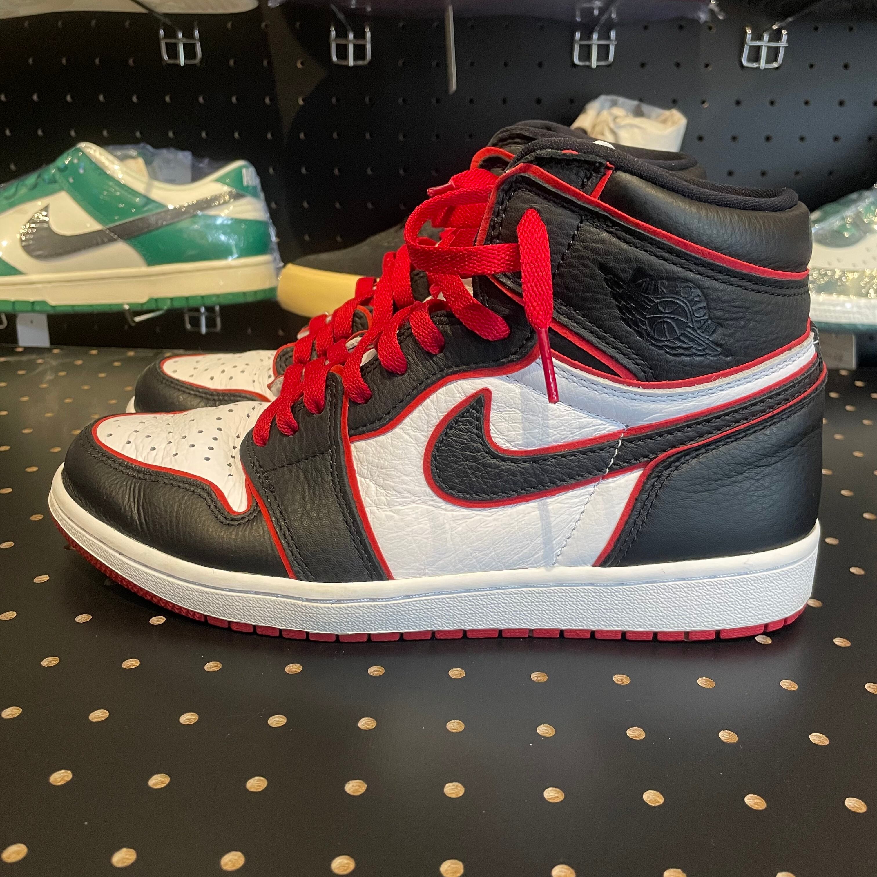 Nike Air Jordan1 RetroHigh OG Blood Line