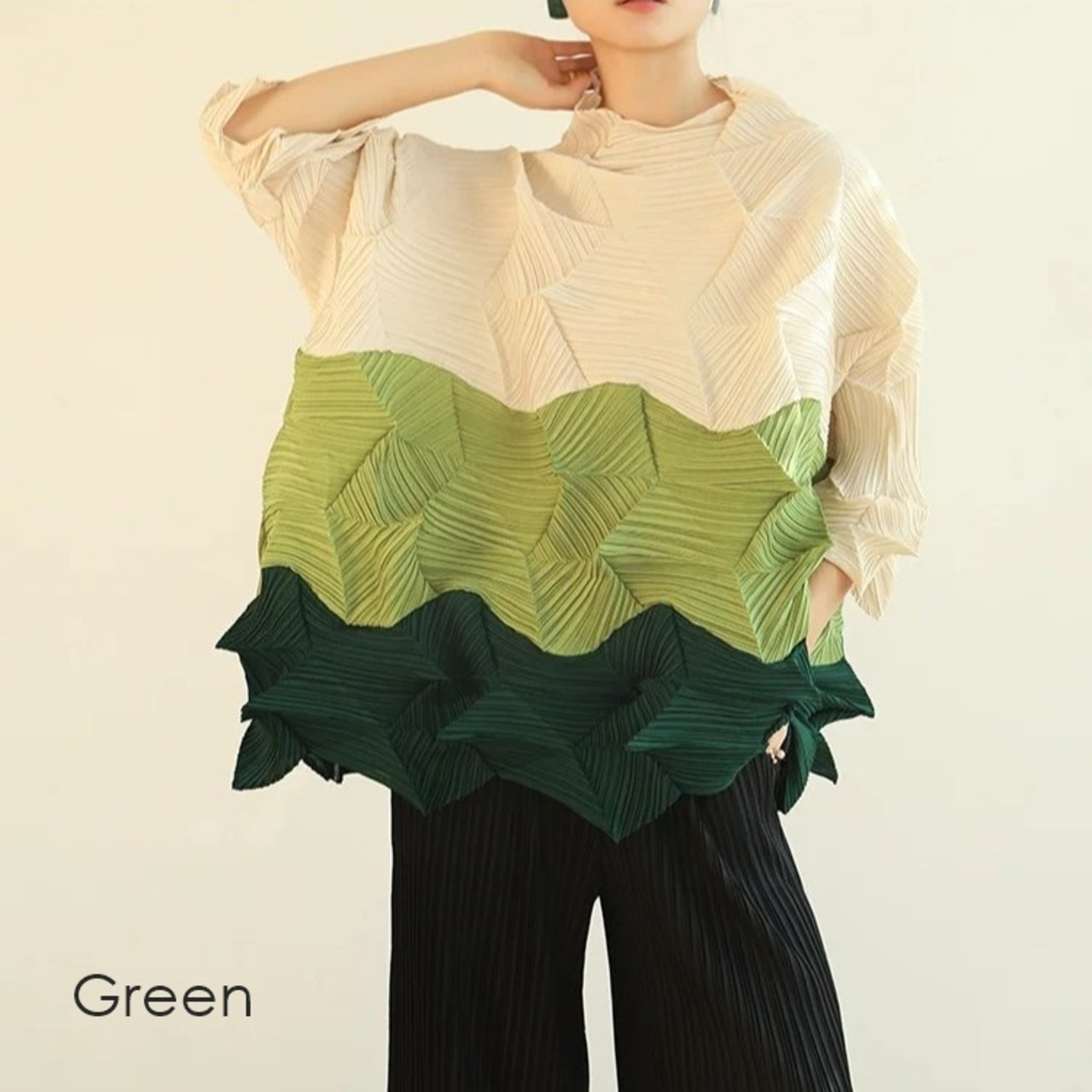 Irregular Pleated Pullover Tops / イレギュラー プリーツ プルオーバー トップス