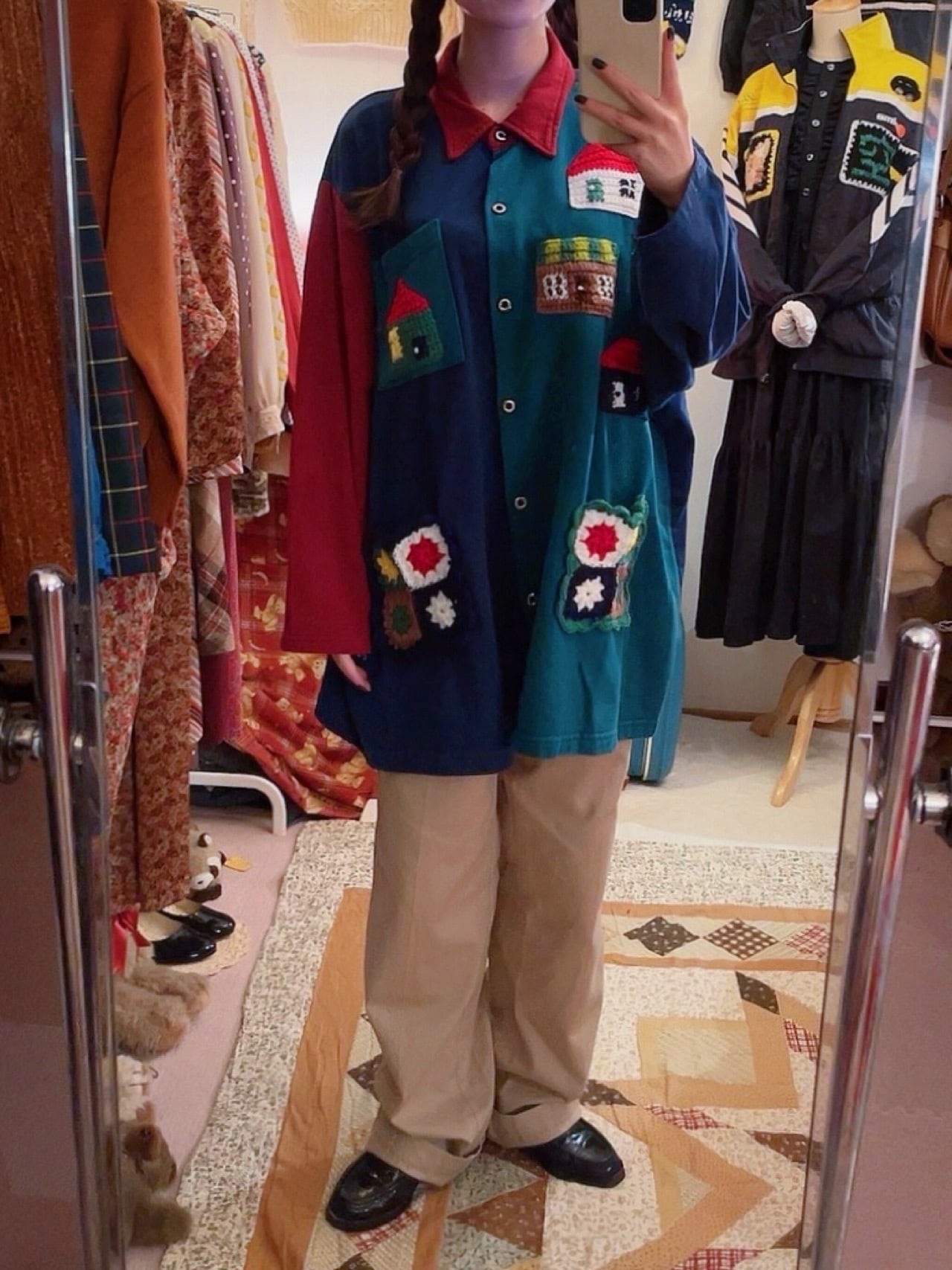 remake / house with the light on tricolore shirt