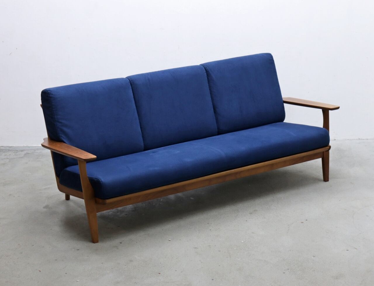 karimoku カリモク WU61 ウォールナット無垢材 3Pソファ ナチュラル