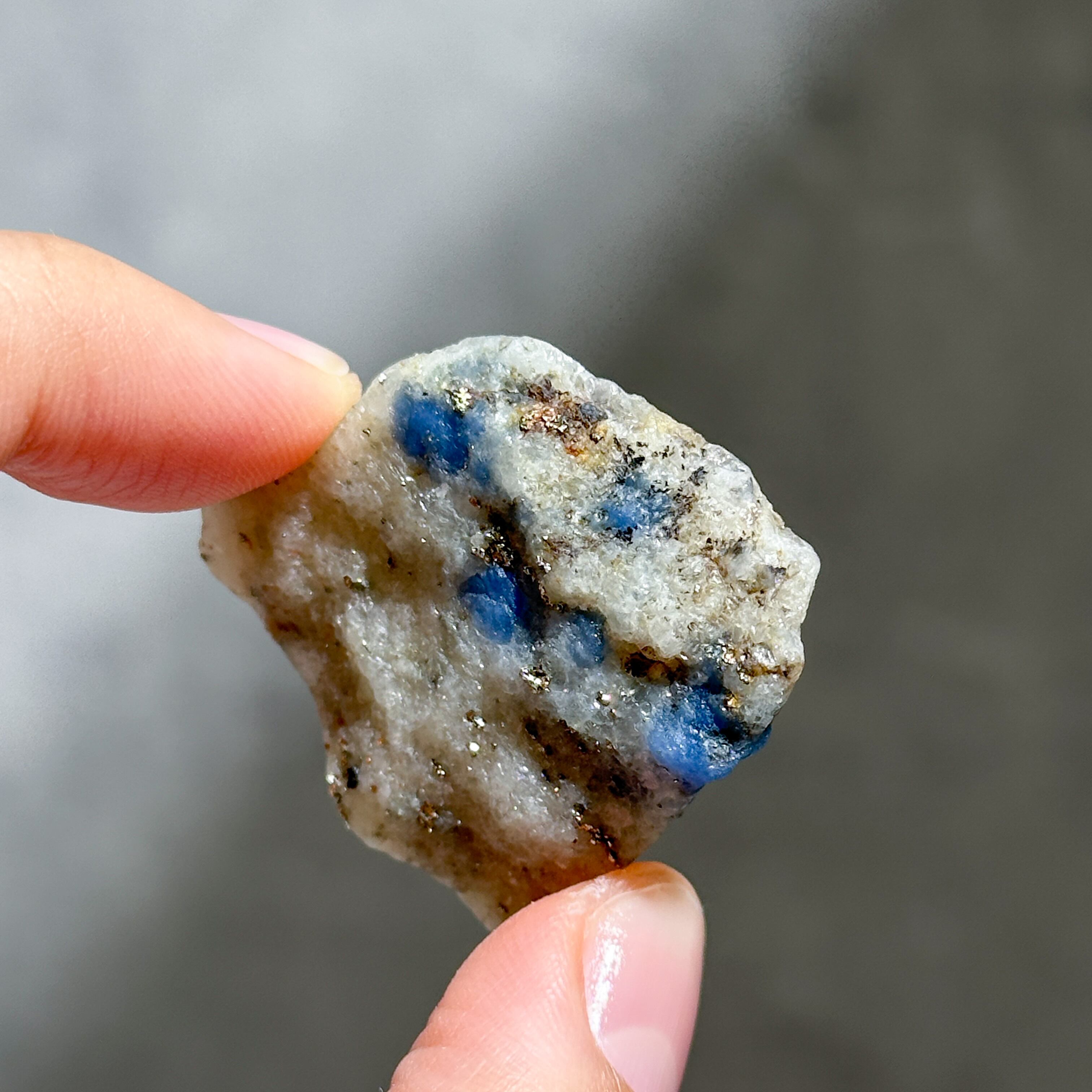 蛍光◎アフガナイト 原石71◇Afghanite◇ 天然石・鉱物