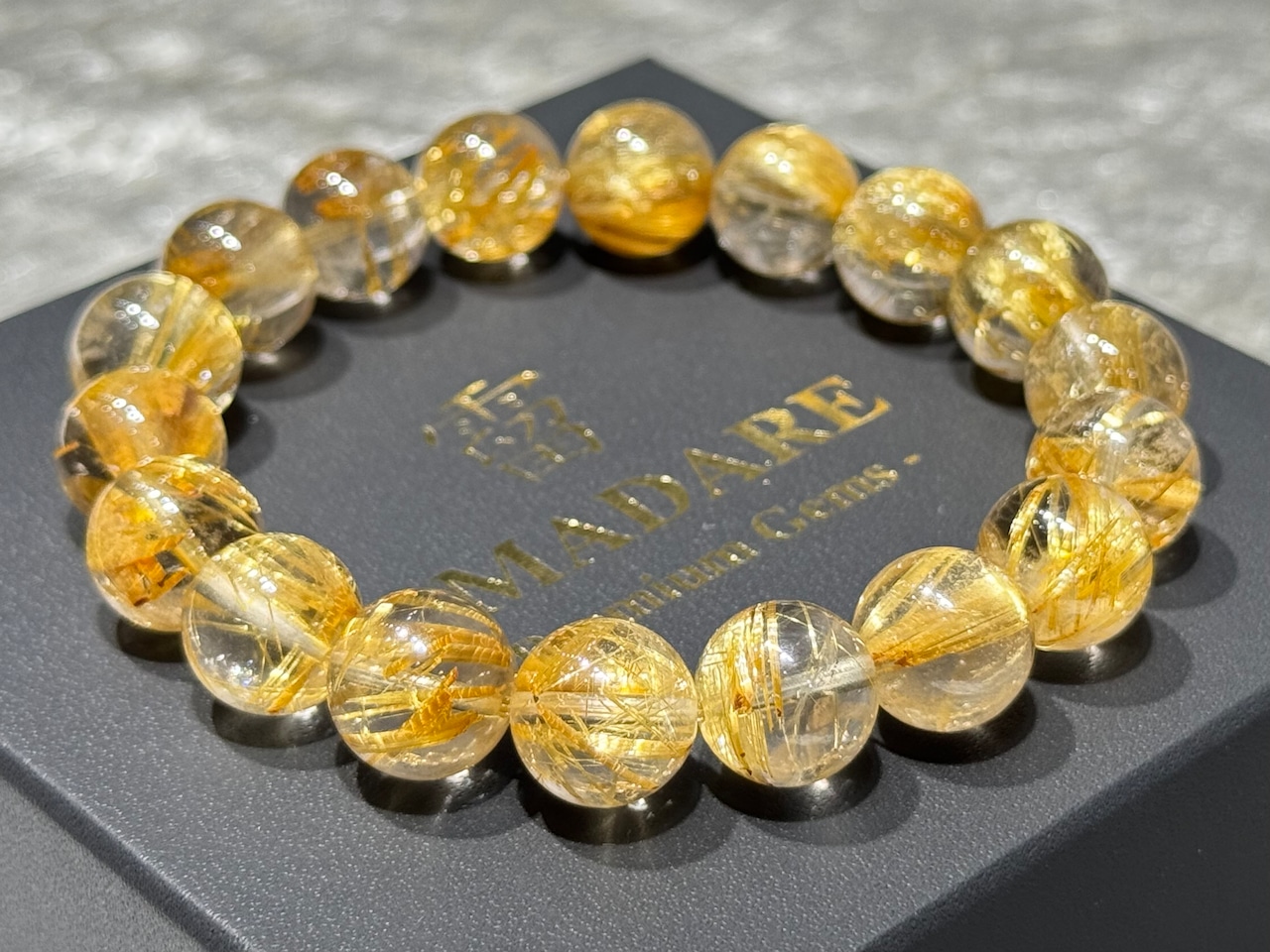 No.1904【SS】ゴールドルチルクォーツブレスレット